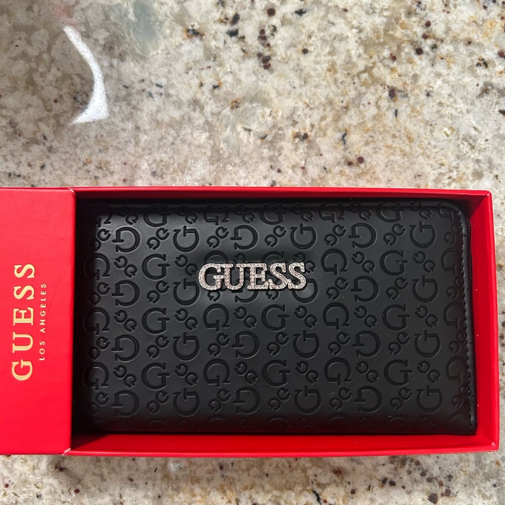 NWT GUESS Black Embossed Wallet